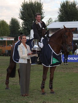 La Infanta Doña Elena entregó la Copa SM el Rey