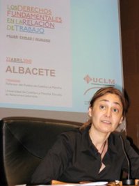 La Junta traslada "toda su solidaridad" a la familia del trabajador fallecido en La Roda (Albacete)