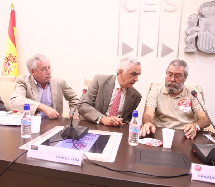 secretarios generales de CC.OO. y UGT, Ignacio Fernández Toxo y Cándido Méndez