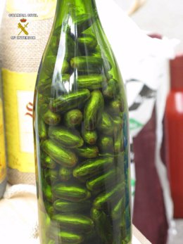 Botella con hachís en Algeciras