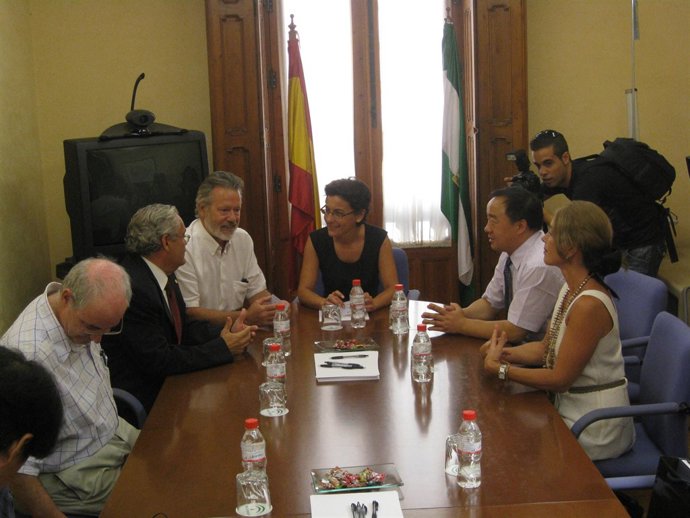 Delegación china visita la sede del Gobierno andaluz de Almería