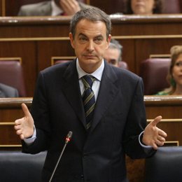 Zapatero en una sesión plenaria del Congreso