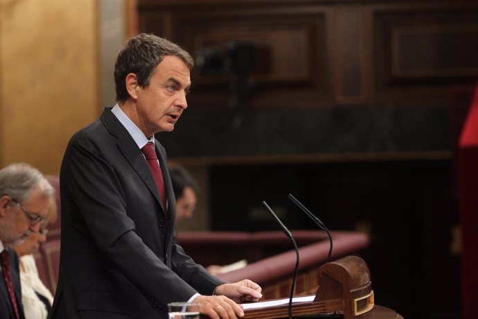 Primer plano de Zapatero en el Congreso