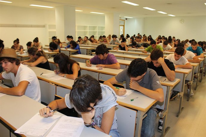 Mañana En La UPO Los Exámenes Voluntarios Para Subir Nota