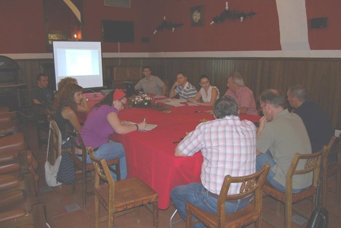 Mimebros de la reunión de Aprodervi