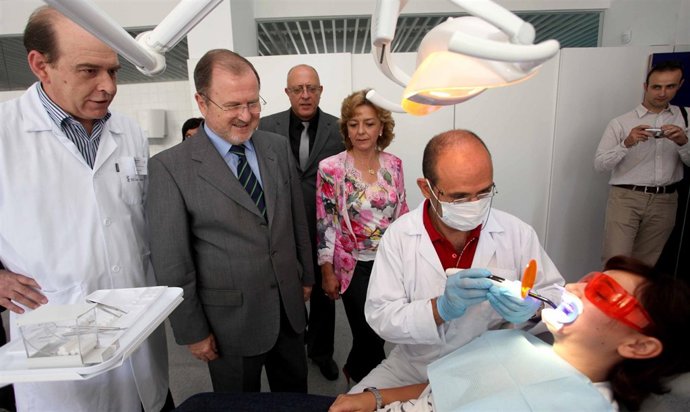 El conseller Alejandro Font de Mora