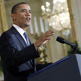 Obama en el atril en la Casa Blanca