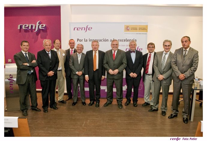 Renfe firma con 9 universidades y fundaciones acuerdos para impulsar la innovaci