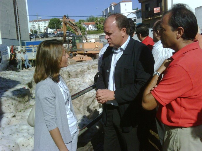 Monago, Nevado y León