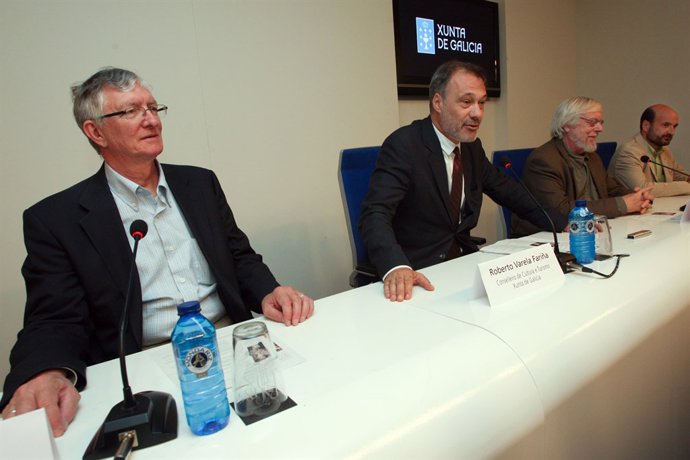 roberto varela presenta en rolda de prensa as actividades sobre o camiño de Sant