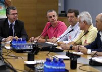 Sindicatos advierten de que no aceptarán ningún recorte de liberados