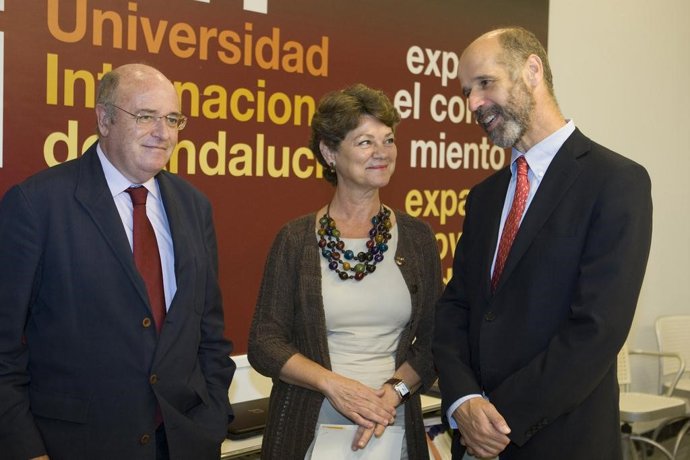 El coordinador del curso y secretario general de Sostenibilidad de Abengoa, Fern