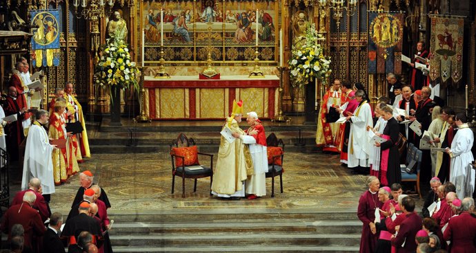 El Papa en su histórica visita a la Abadía de Westminster