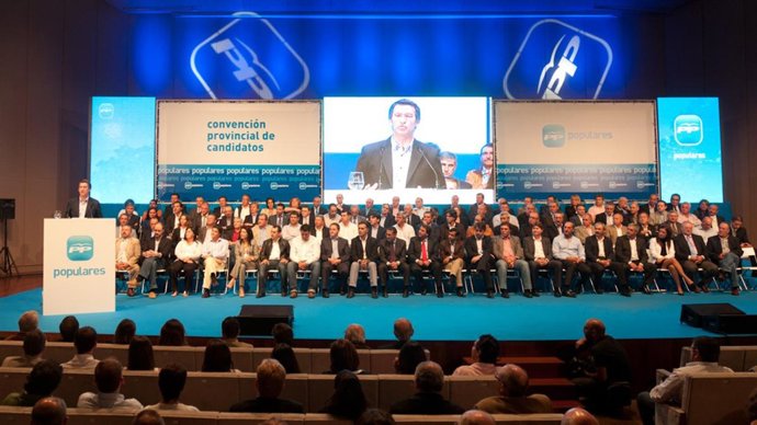 Feijóo, Na Convención De Candidatos Da Coruña: NP E Fotos Do Acto