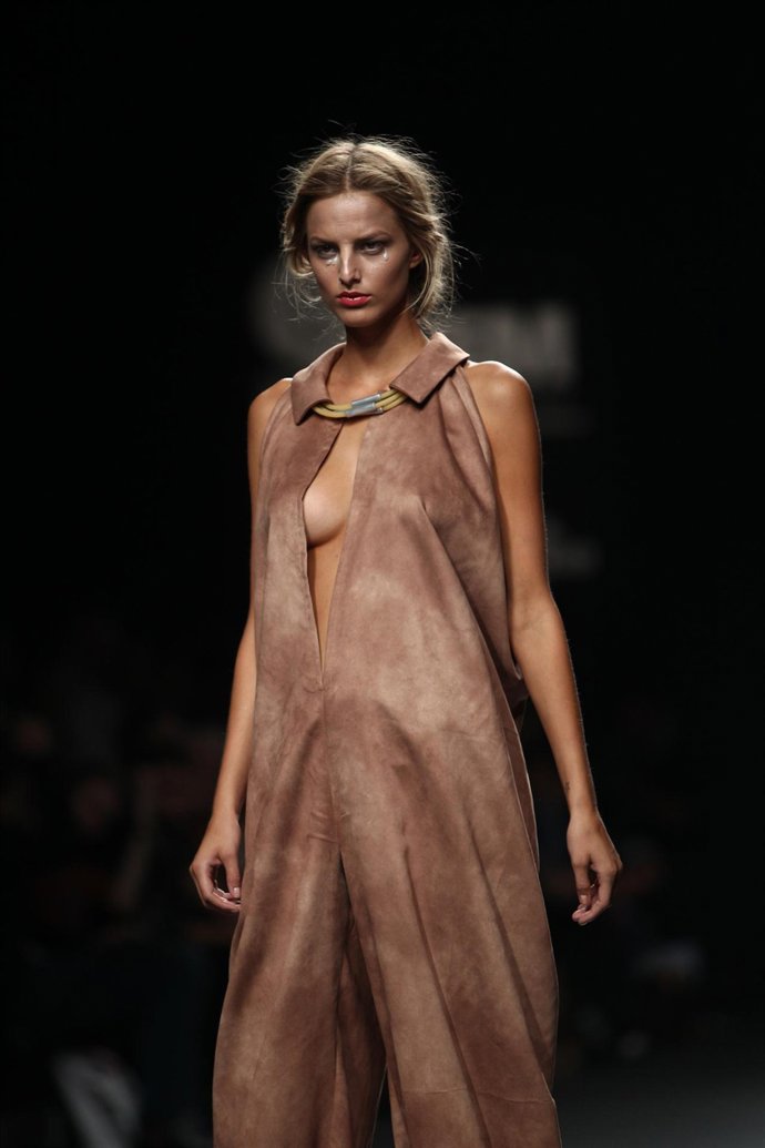 Modelo de Antonio Alvarado en Cibeles Madrid Fashion Week