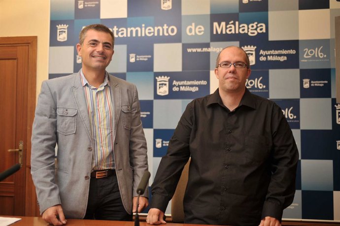 Andrade en la presentación de la guía oficial de Malaga