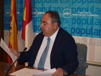 El PP pide que el proceso siga "como tiene que seguir" y que "no haya más frivolidades" que lo pongan "en peligro"