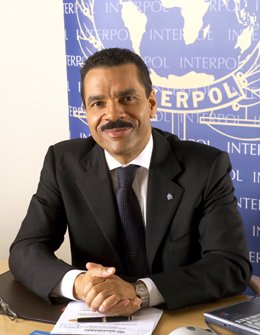 Ronald K. Noble, secretario general de Interpol