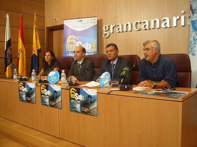 De izqda a dcha; la directoral general de Ordenación y Promoción Turística del G