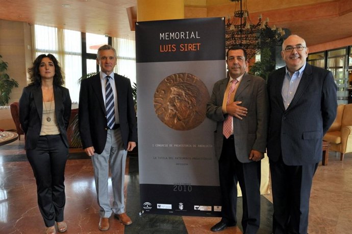 Plata inaugura el Congreso de Prehistoria de Andalucía