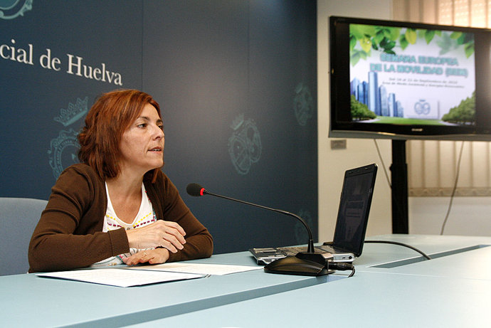 La diputada del Área de Medio Ambiente y Energías Alternativas de la Diputación,