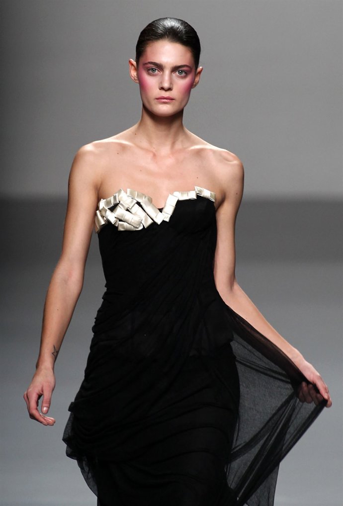 Modelo de Lydia Delgado en Cibeles Madrid Fashion Week