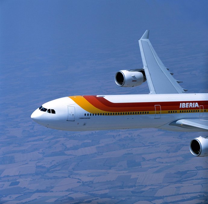 Un avión A340-600 de la aeorlínea española Iberia