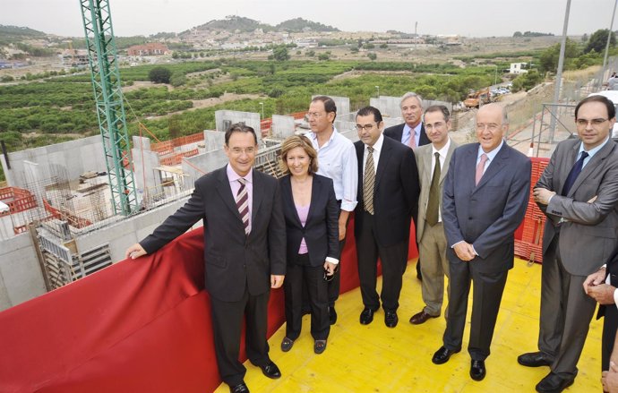 El presidente de Cajamurcia, Carlos Egea, visita la evolución de las obras del n