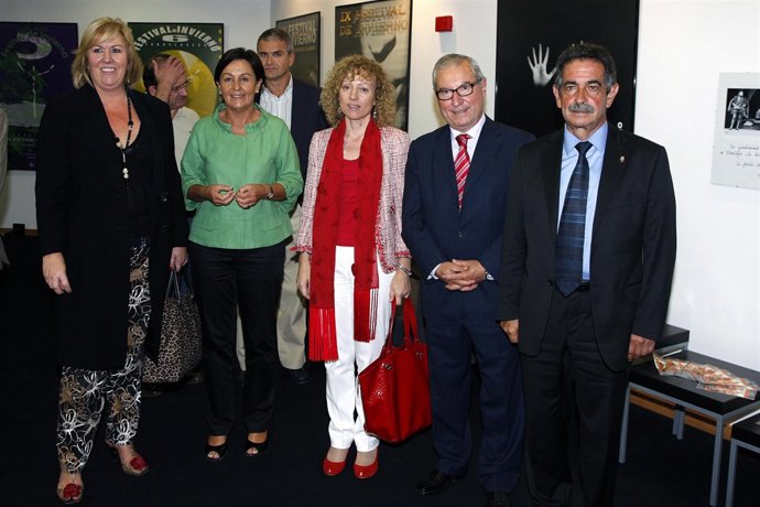 Autoridades en la inauguración del curso escolar