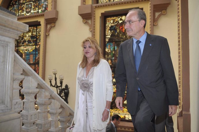 El alcalde de Málaga, Francisco de la Torre, y la presidenta de la Fundación Pal