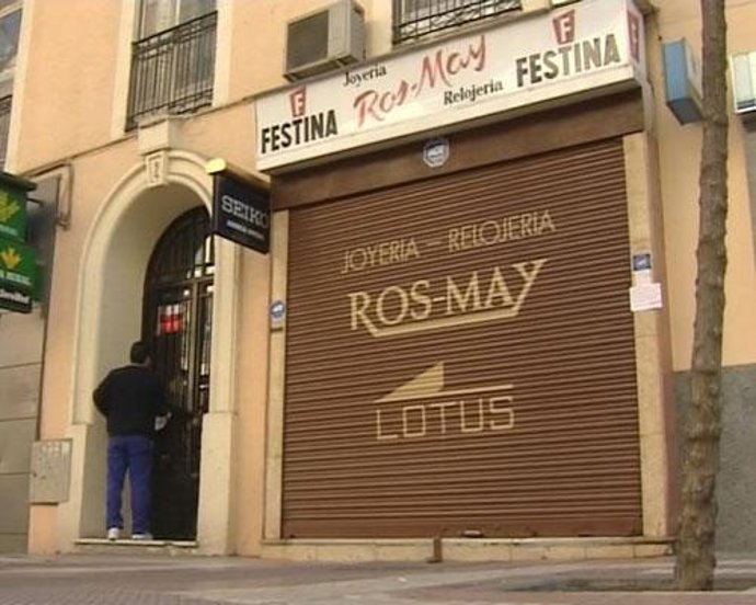 Un joyero de Madrid cerrará su joyería tras sufrir 11 atracos