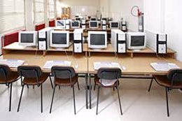 Sala de informática de un centro FP en Navarra.