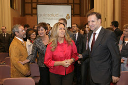 Trinidad Jiménez presenta en Zaragoza el portal GuiaSalud