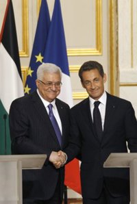 Sarkozy convoca a Abbas, a Netanyahu y a Mubarak a una ronda de conversaciones de paz en París