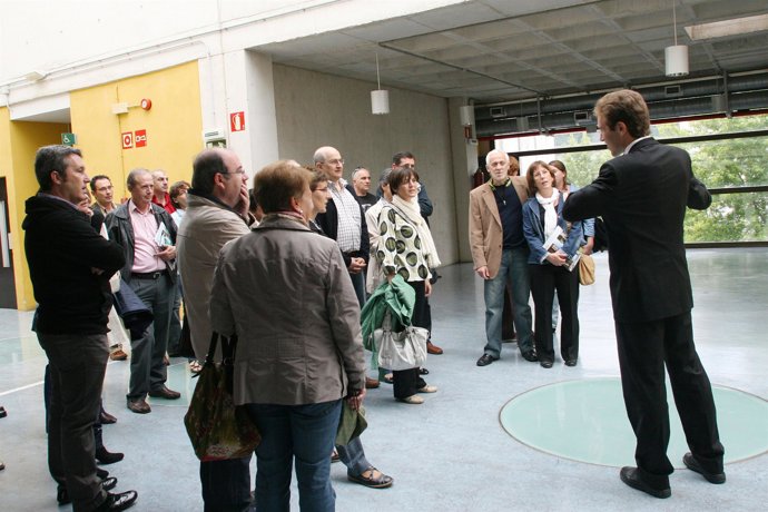 Más de 500 personas participaron el sábado en la UPNA en el encuentro con padres