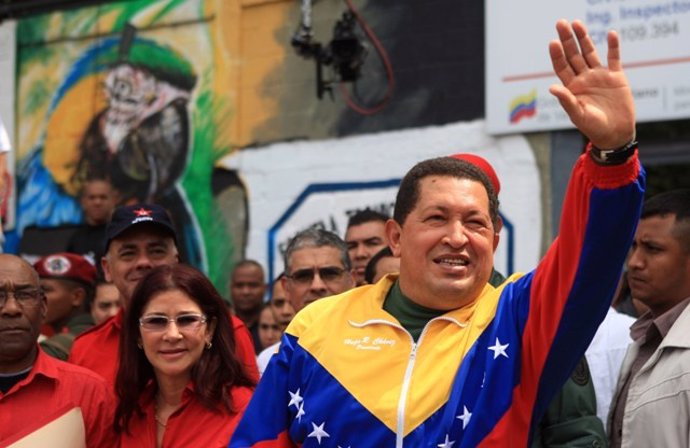 El presidente venezolano, Hugo Chávez, durante la jornada electoral del 26 de se