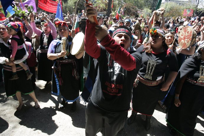 Indigenas mapuches chilenos se manifiestan