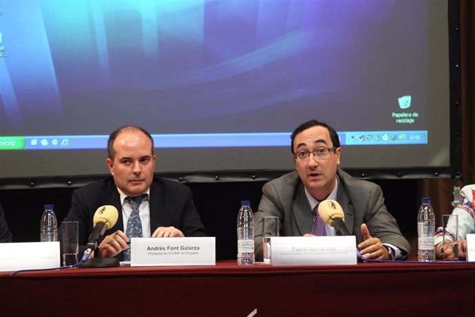 El portavoz del ICOMP, Andrés Font; y el subdirector general de la SGAE, Pablo H