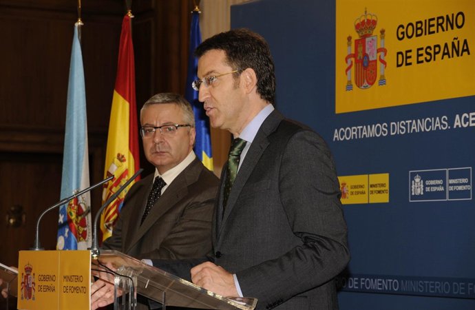 Blanco y Feijóo en la firma del Pacto do Obradoiro