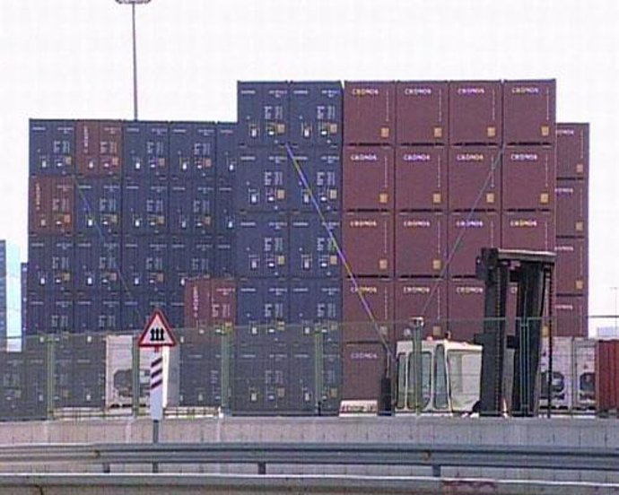 Los trabajadores de carga y descarga pararán los puertos españoles