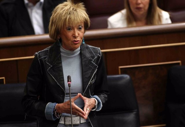 De la Vega, en la sesión de Gobierno en el Congreso