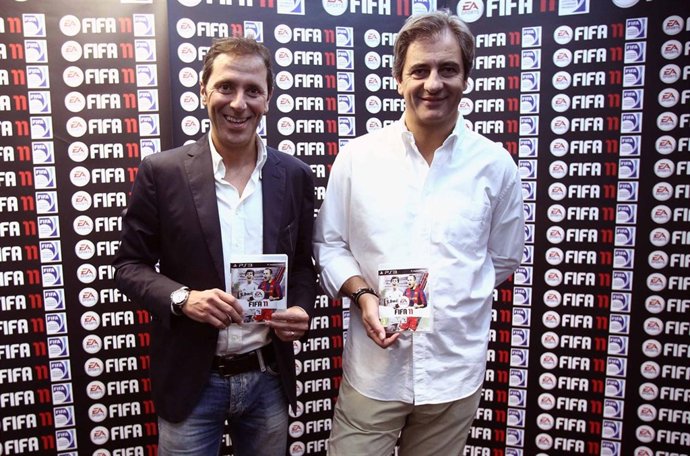 Paco González, Manolo Lama FIFA 2011