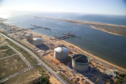 Terminal de gas natural construida en Huelva