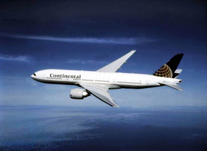 Un Boeing 777-200 de Continental Airlines