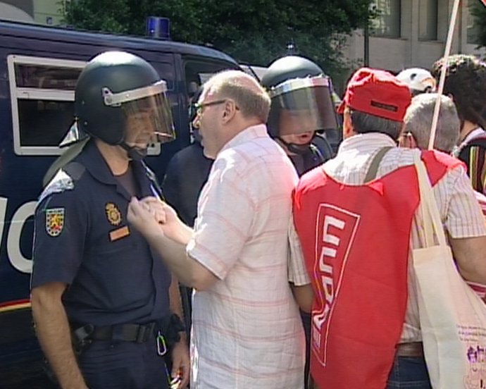 Piquetes con policias