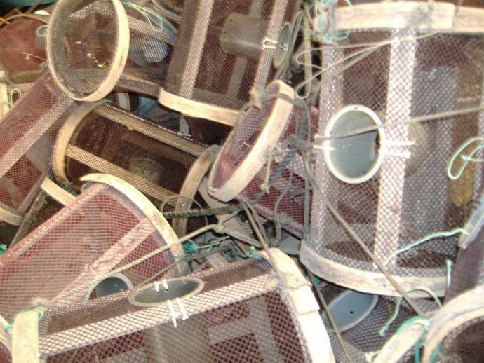 O SERVIZO DE GARDACOSTAS INCAUTOUSE DE MÁIS DE 850 ÚTILES DE PESCA E 11.000 METR