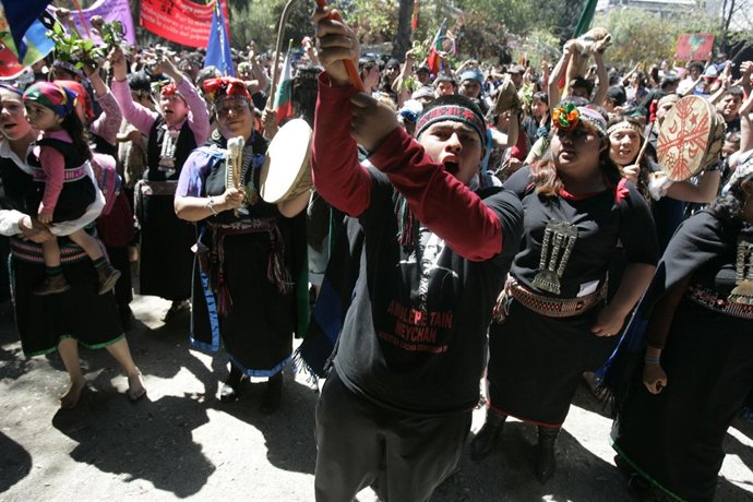 Indigenas mapuches chilenos se manifiestan