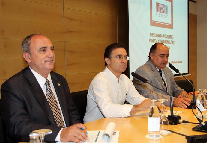 Serafín Castellano en su encuentro con la FSMCV 