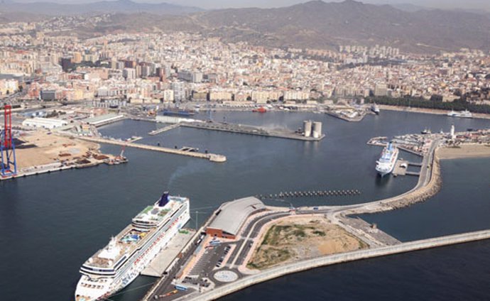 cruceros en el puerto de Málaga