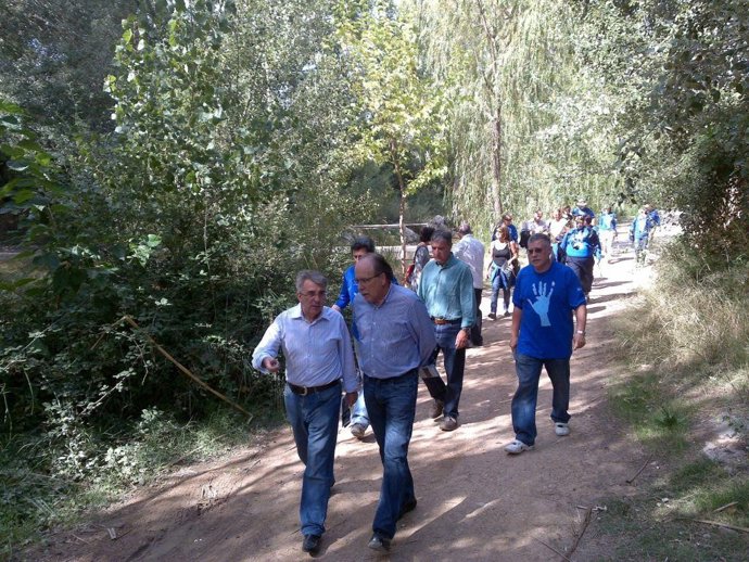 CONFEDERACIÓN HIDROGRÁFICA DEL EBRO ACTUACIÓN CON VOLUNTARÍOS